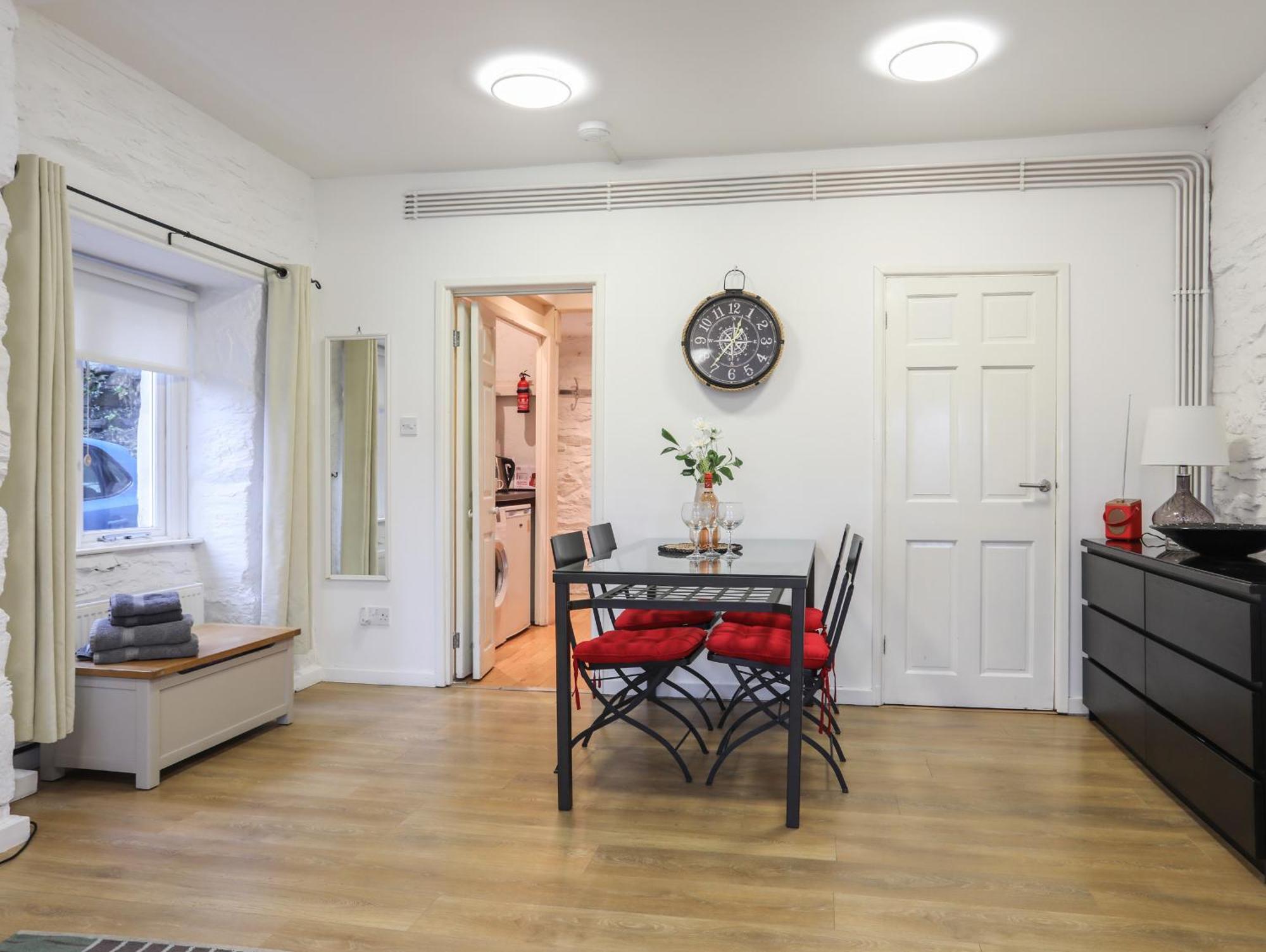 Cornhill Courtyard Apartment Портмадог Екстериор снимка