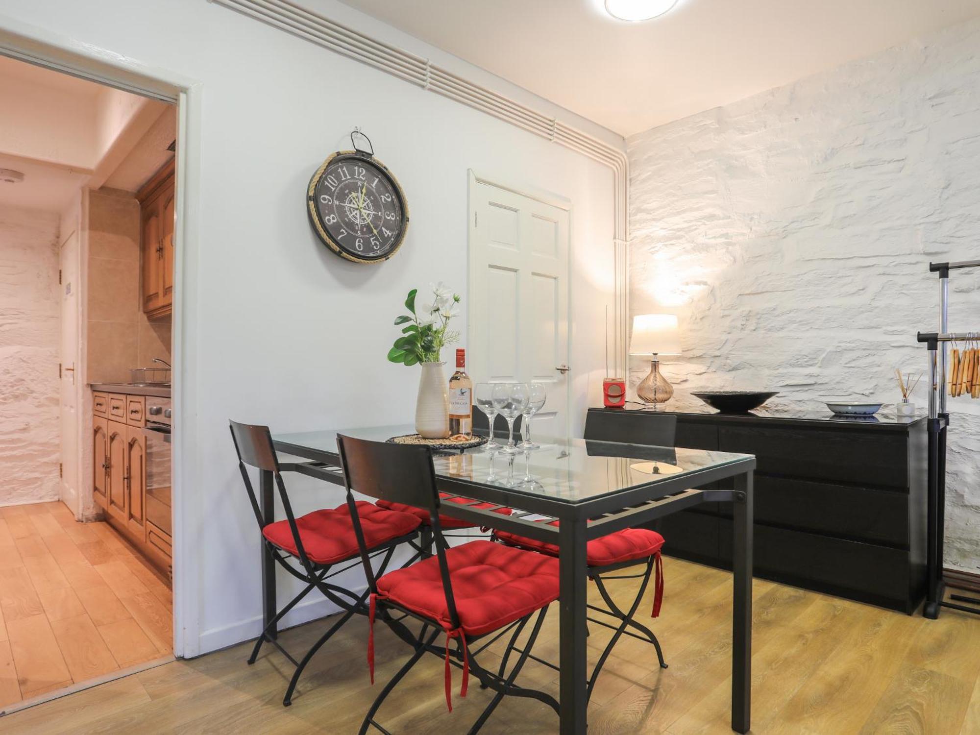 Cornhill Courtyard Apartment Портмадог Екстериор снимка
